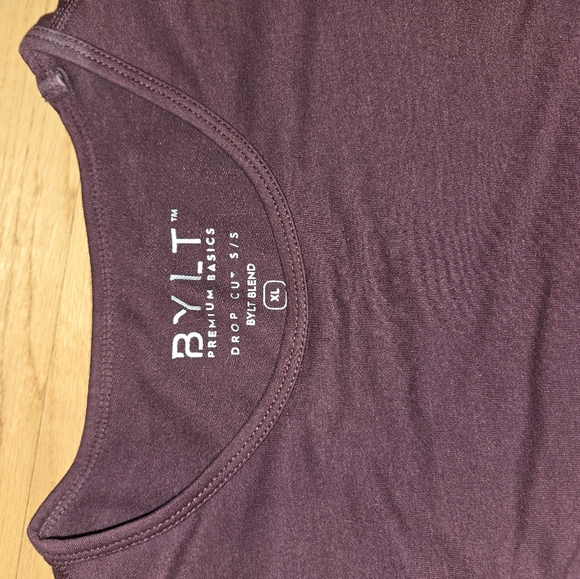 BYLT Basics drop cut Maroon - Picture 4 of 6